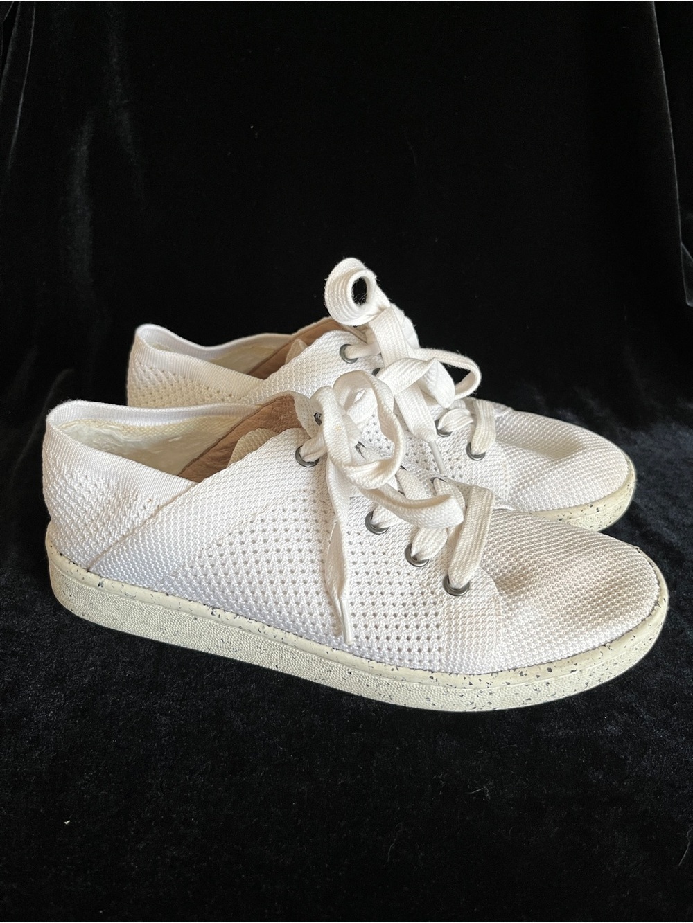 Eileen Fisher Women's Size 8 White Stretch Clifton 4 Lace Up Sneakers Shoes